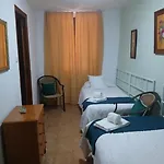 Pensjonat Portal 17 Tort 4*